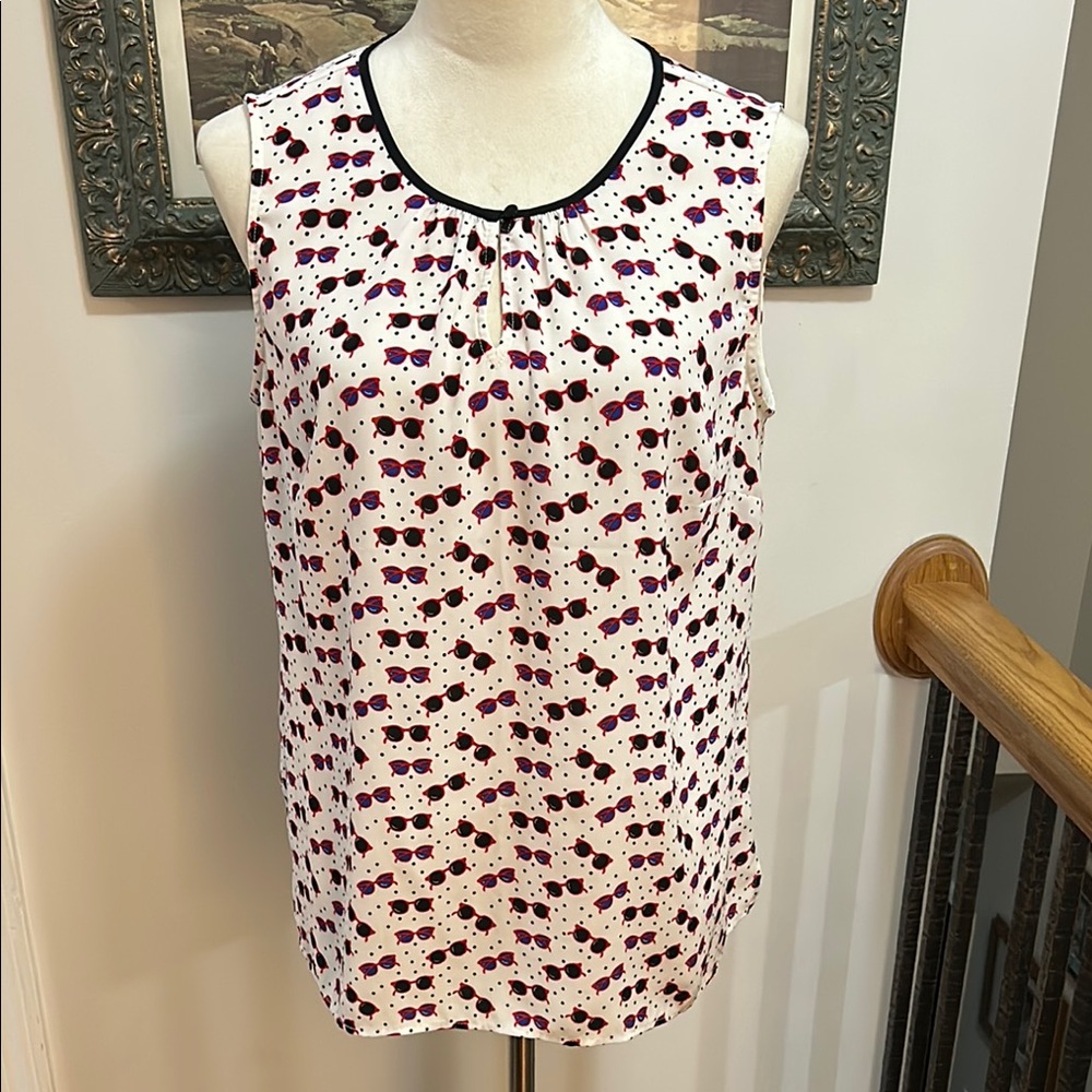 Sleeveless Sunglasses Print Top
